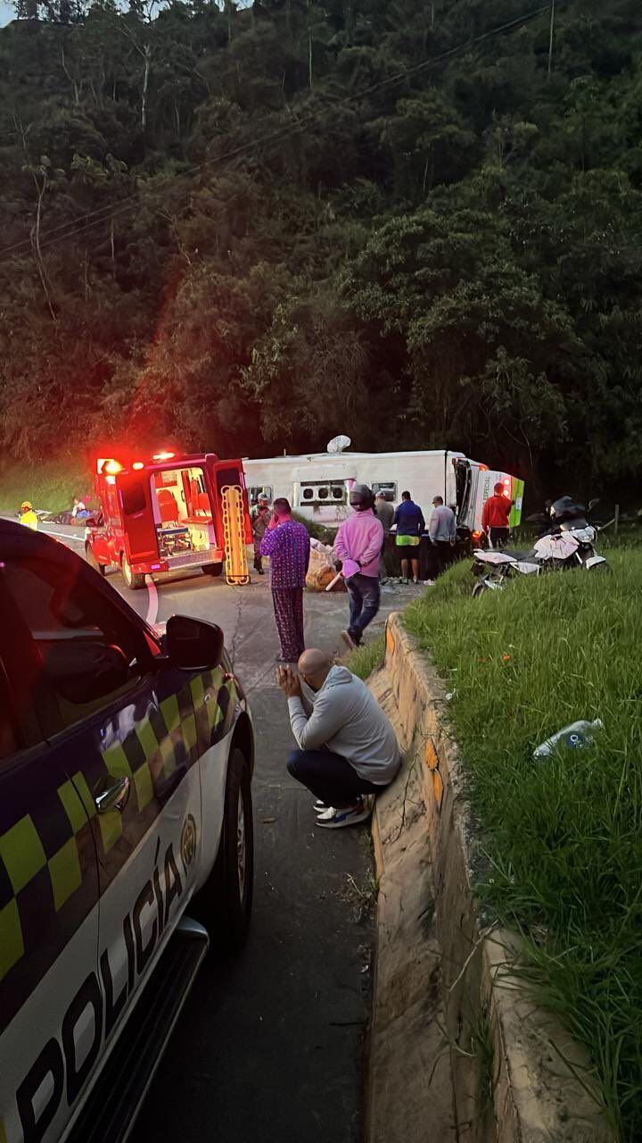 Accidente de bus cuando cubría la ruta Tolú- Medellín.