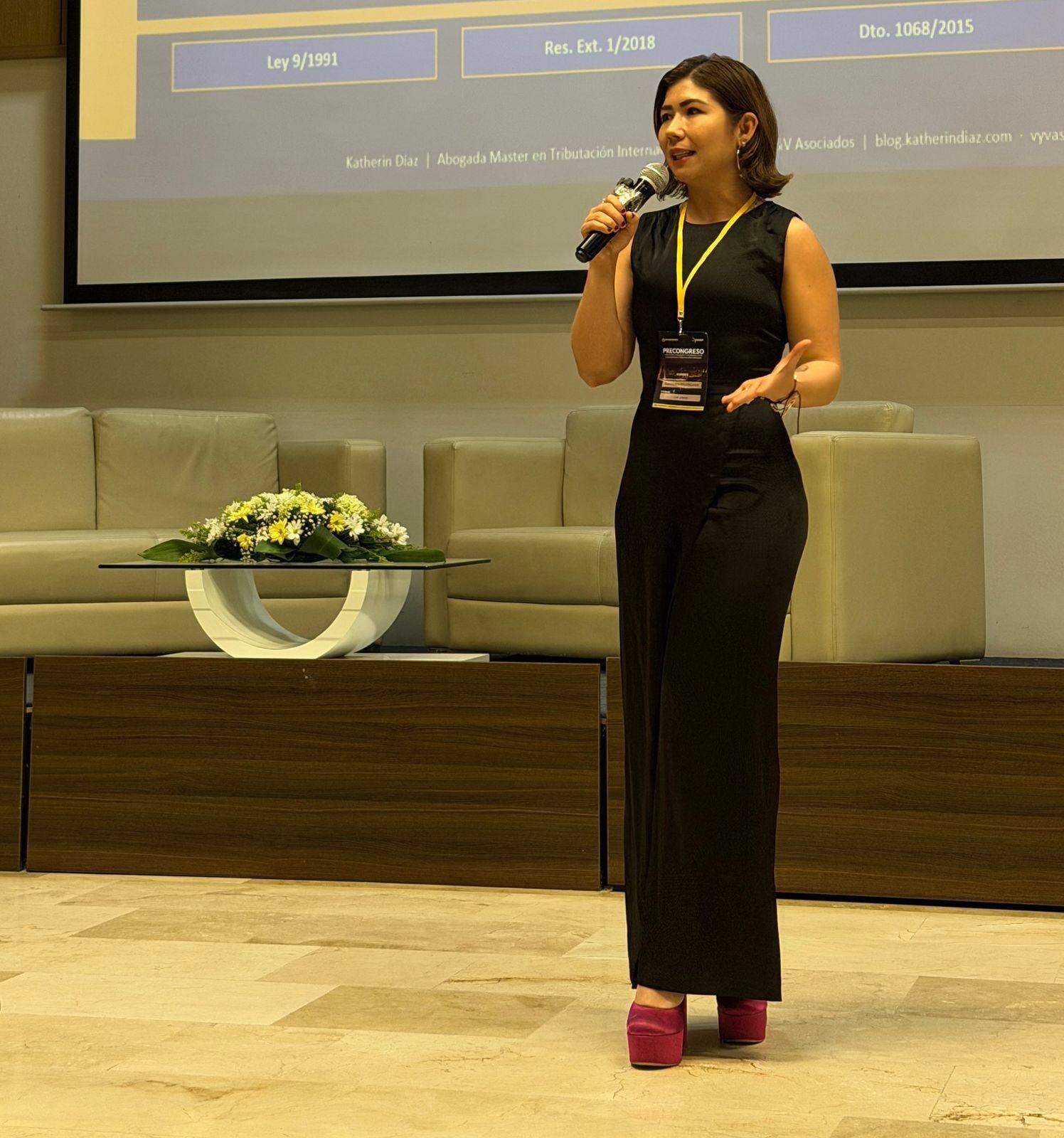 Katherin Díaz Velilla, de V&V Asociados.