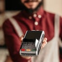 Con un liderazgo del 60 por ciento, en transacciones monetarias, Redeban se ratifica como la red aliada preferida por bancos y comercios, según informe de la SFC.