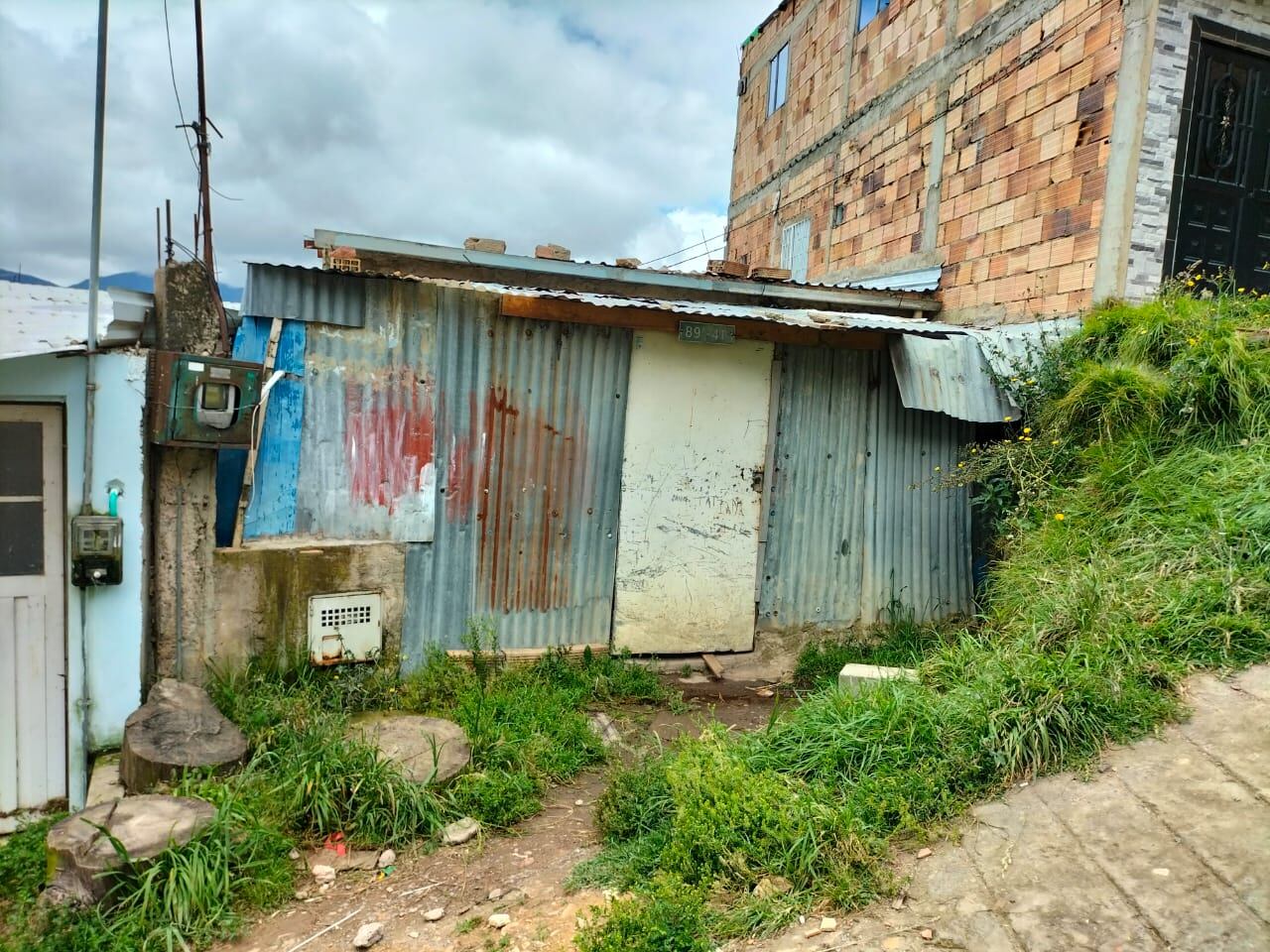 En esta casa vivía el pequeño Gabriel con su mamá.