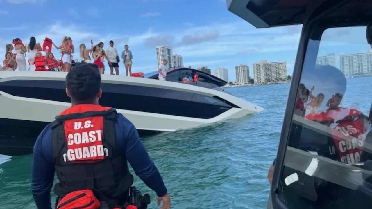 El yate tenía capacidad únicamente para cinco tripulantes.