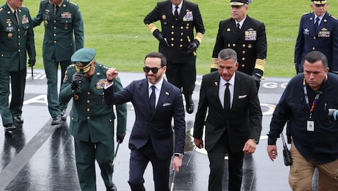 Ceremonia de reconocimiento a la nueva cúpula militar y la condecoración a la cúpula saliente en la Escuela Militar de Cadetes José Maria Córdoba.