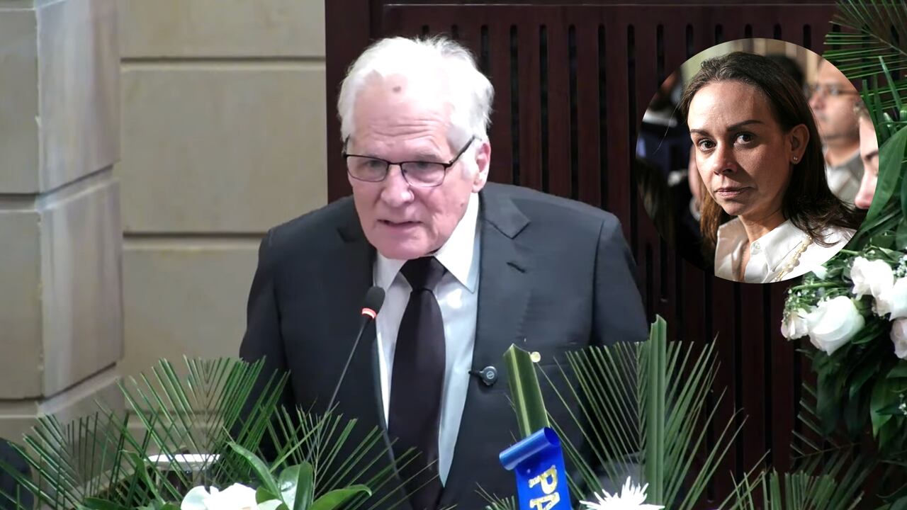 Cámara Ardiente Honorable Senador Miguel Uribe Turbay Q.E.P.D.