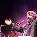 El músico y compositor uruguayo Rubén Rada forjó una identidad musical distintiva al fusionar el candombe con géneros como el rock y el jazz. Foto: MIGUEL ROJO / AFP.