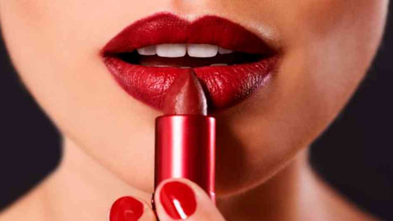 Las mujeres se pintan los labios desde hace unos 5.000 años, aunque no siempre fue algo aceptado.