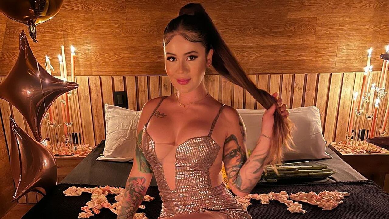 La influencer ha tenido que ser muy cautelosa a la hora de ser solidaria. Foto: Instagram @soycintiacossio.