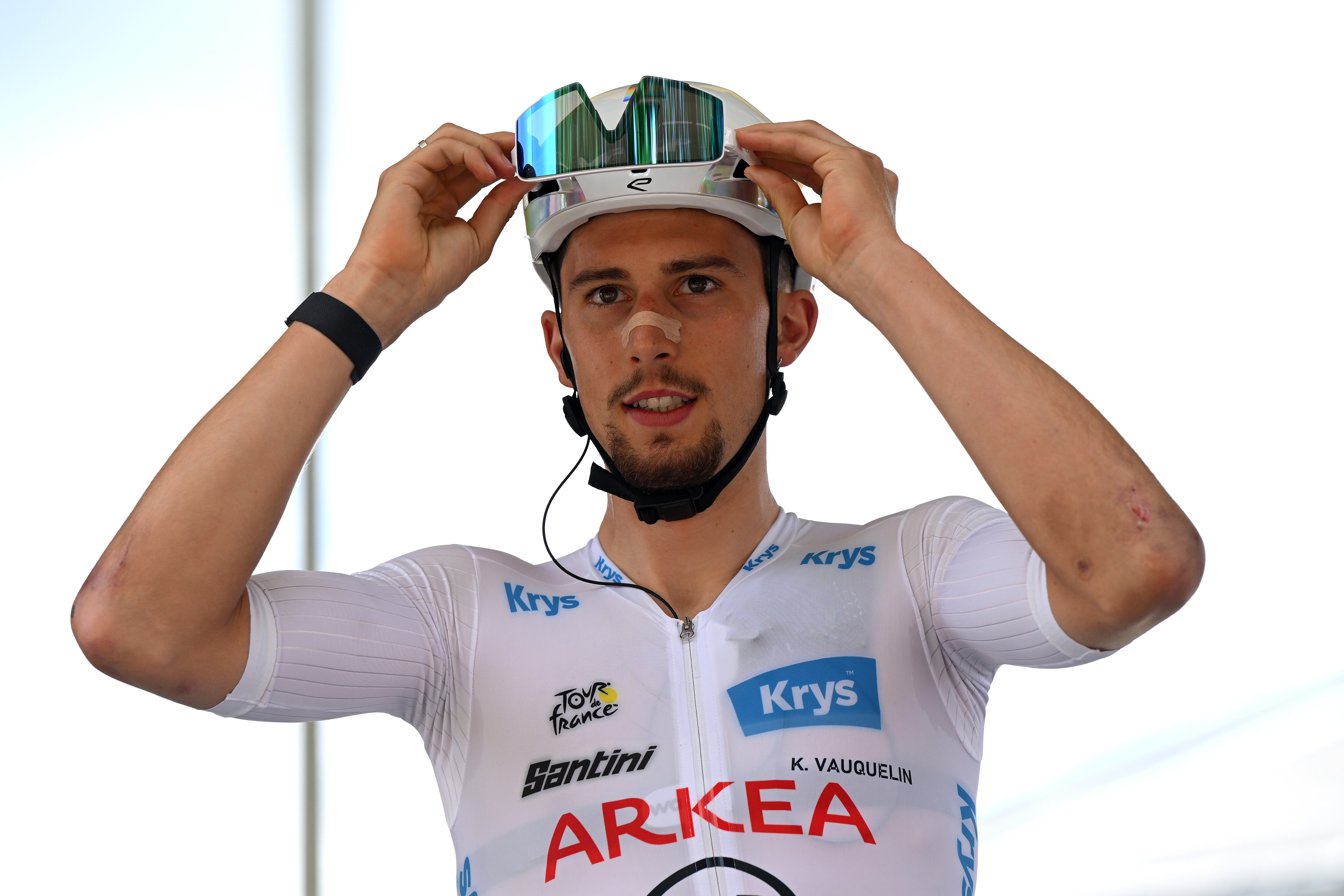 AMIENS, FRANCE - JULY 08: Kevin Vauquelin of France and Team Arkea - B&B Hotels White best Young Rider Jerseyprior to the 112th Tour de France, Stage 4 a 174.2km stage from Amiens Metropole to Rouen / #UCIWT / on July 08, 2025 in Amiens, France. (Photo by Dario Belingheri/Getty Images)