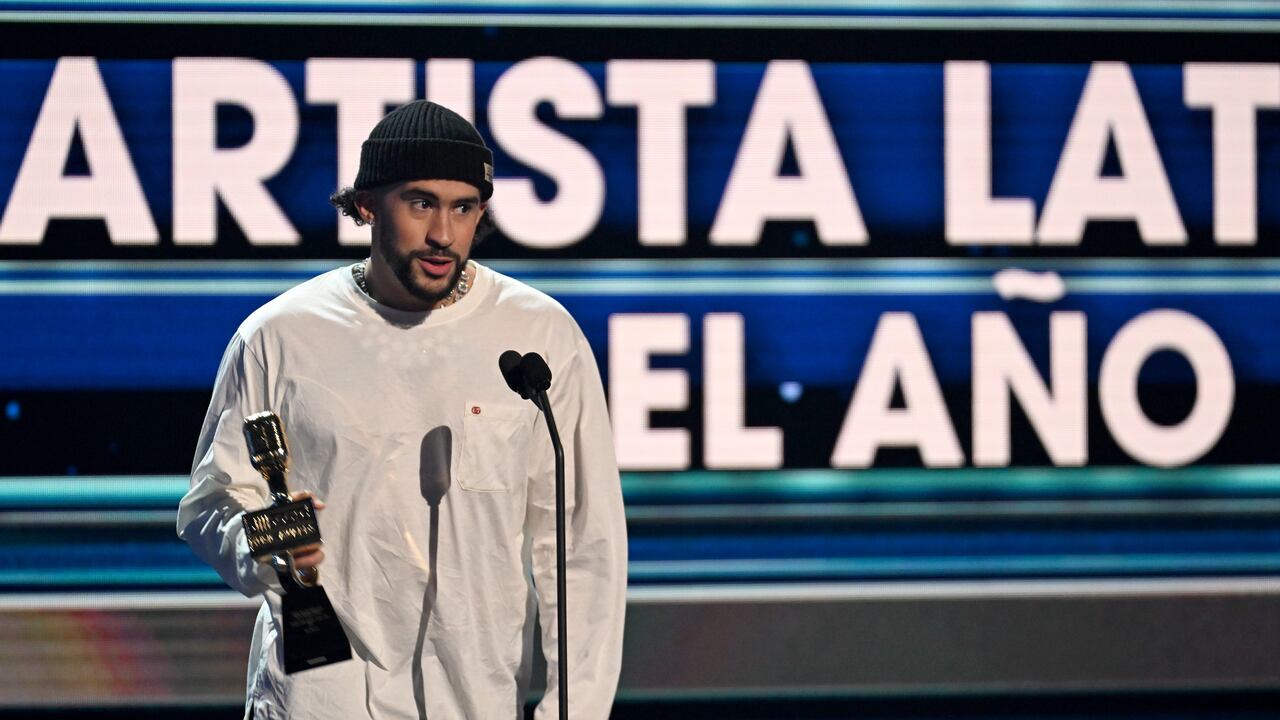 El cantante no dudó en contar su impase en el escenario de los Billboard Latino 2023. (Photo by Jason Koerner/Getty Images)