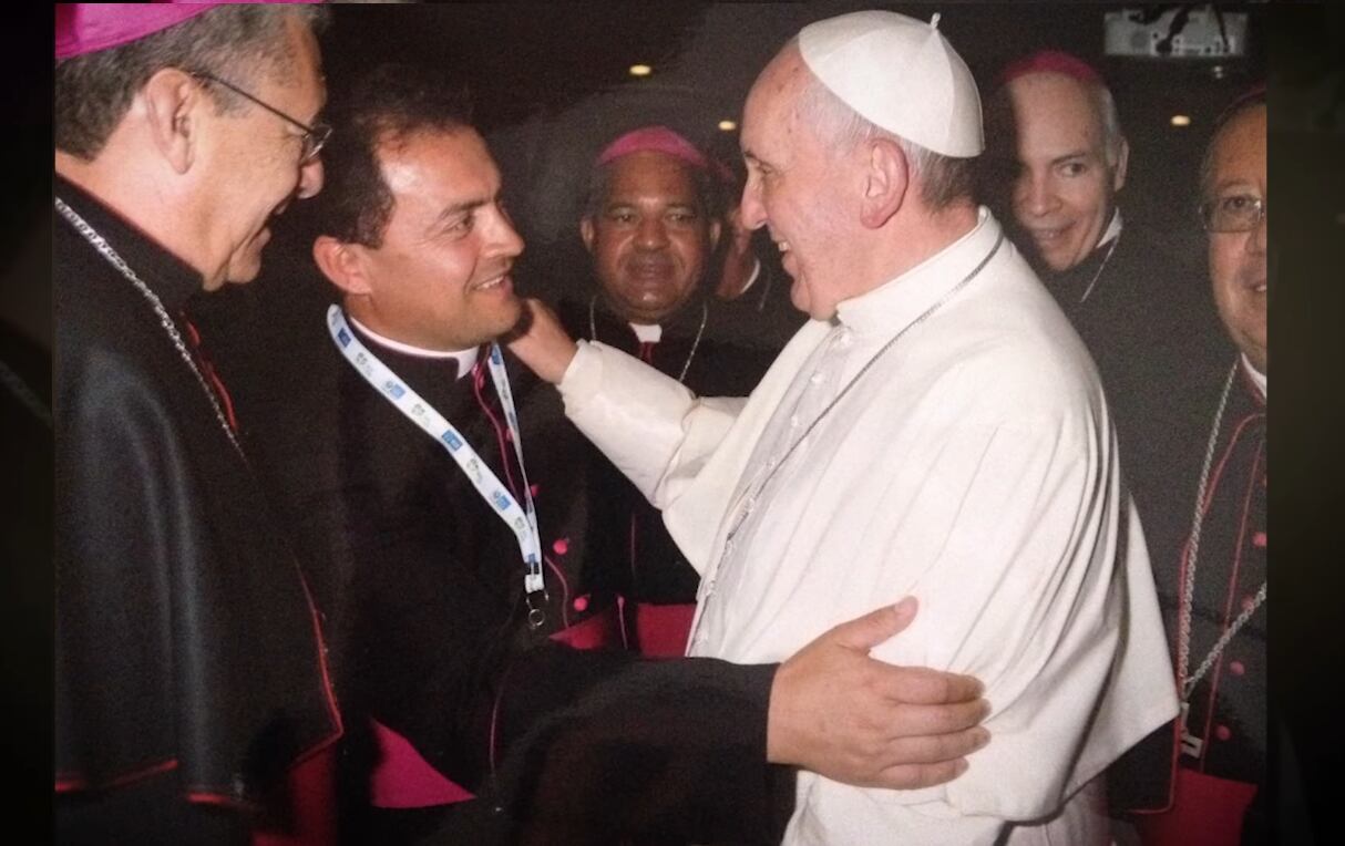 Monseñor Humberto Franco junto al papa Francisco