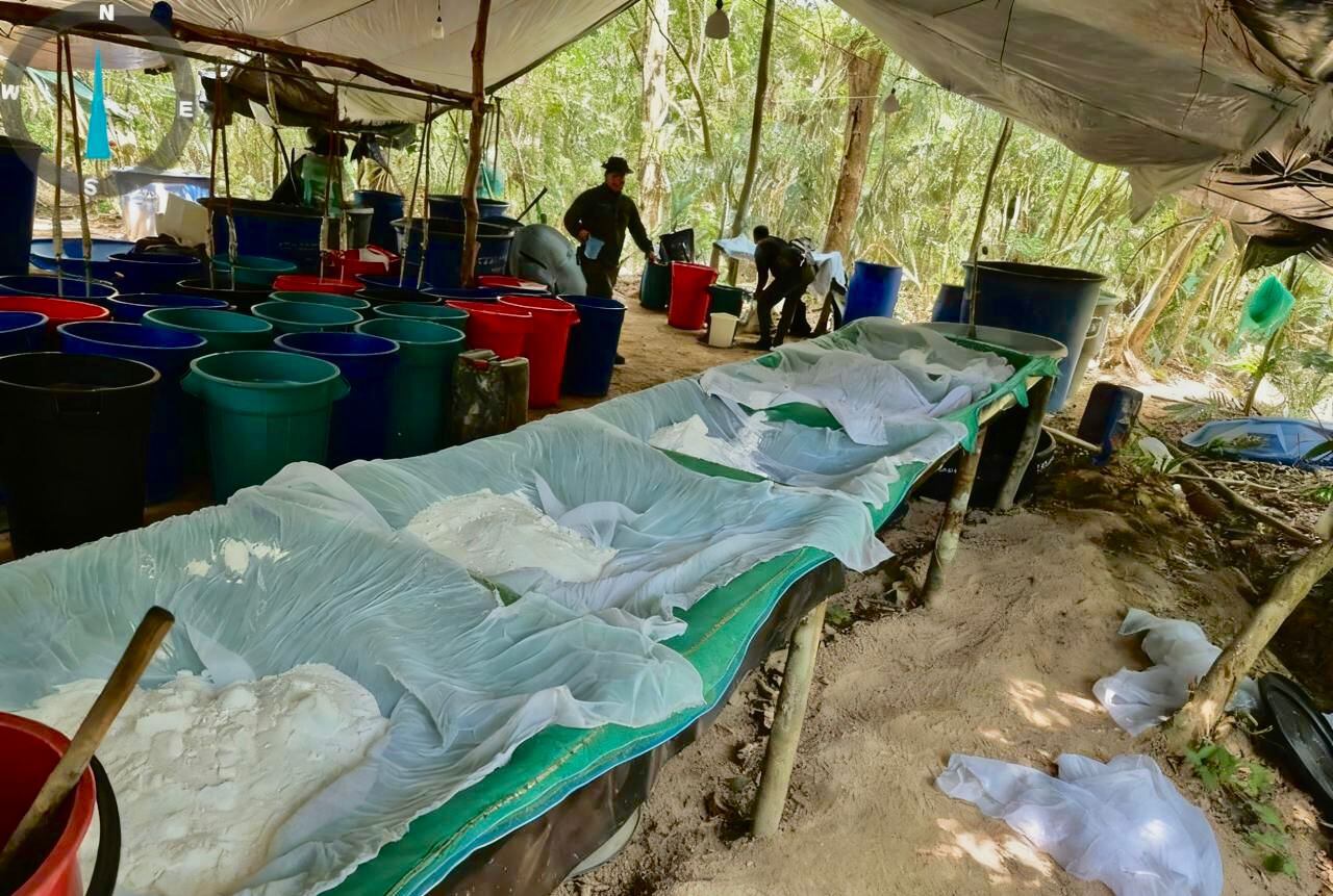 Ejército reporta fuerte golpe a las finanzas de los narcos.