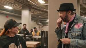 Los cantantes son amigos de vieja data. Foto: Instagram @juanluisguerra.