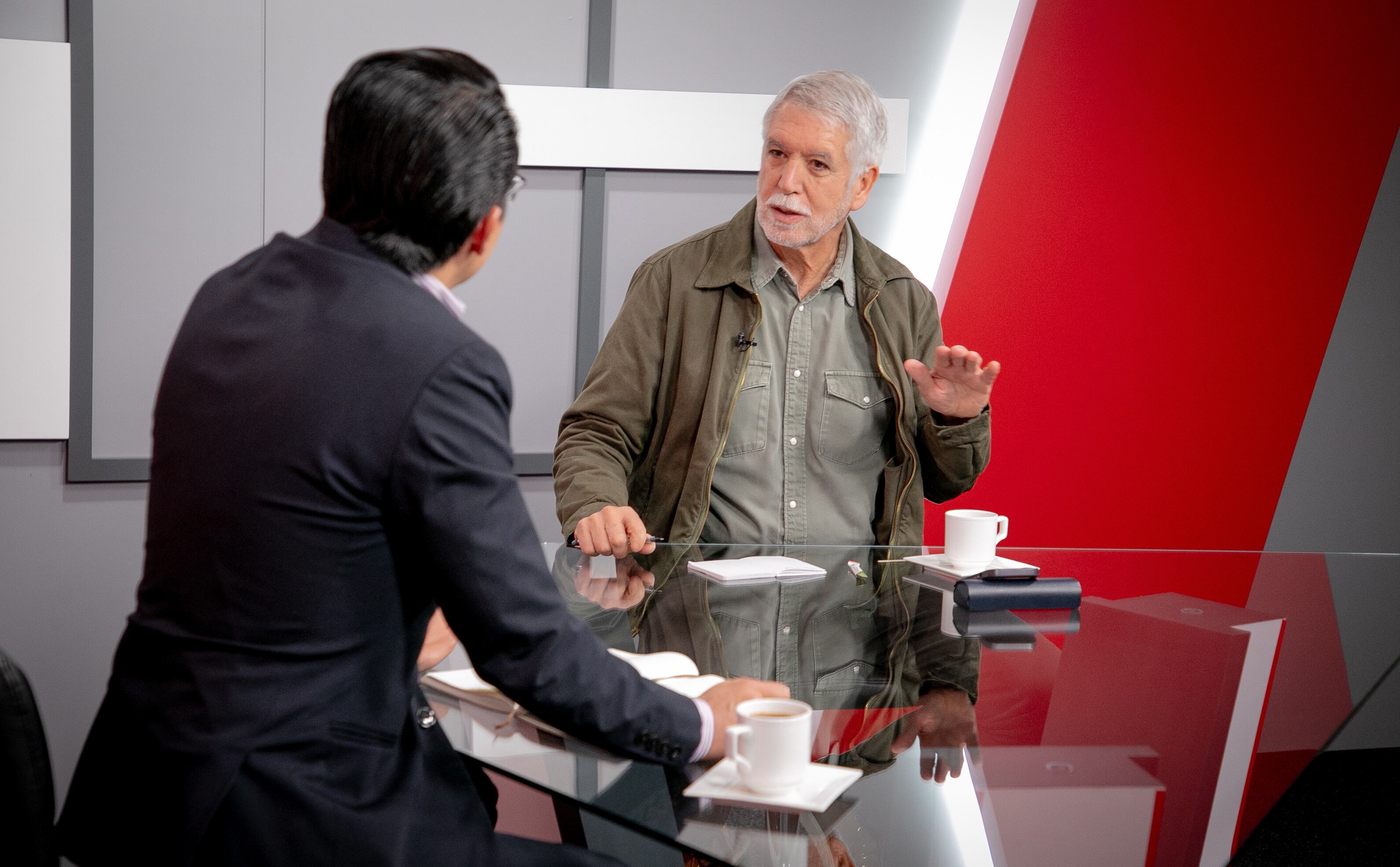 El Debate, entrevista a Enrique Peñalosa