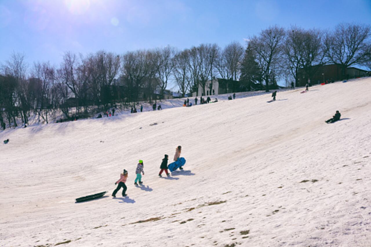 Las autoridades de Estados Unidos iniciaron las investigaciones por el accidente que dejó dos adolescentes muertos en un hecho que se registró en el estado de Illinois.