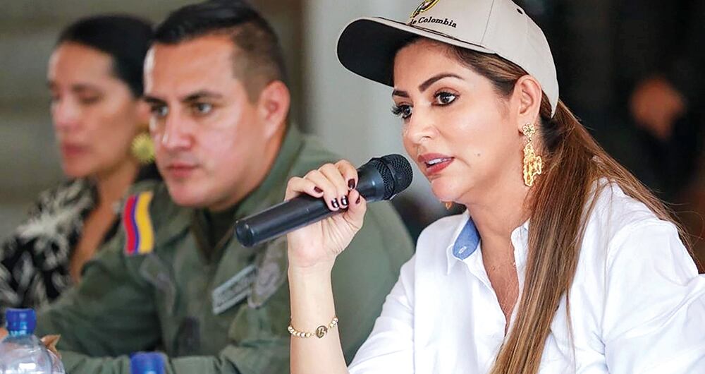 La gobernadora denuncia que el control de los grupos armados empeoró y es similar a lo que era hace 15 años.