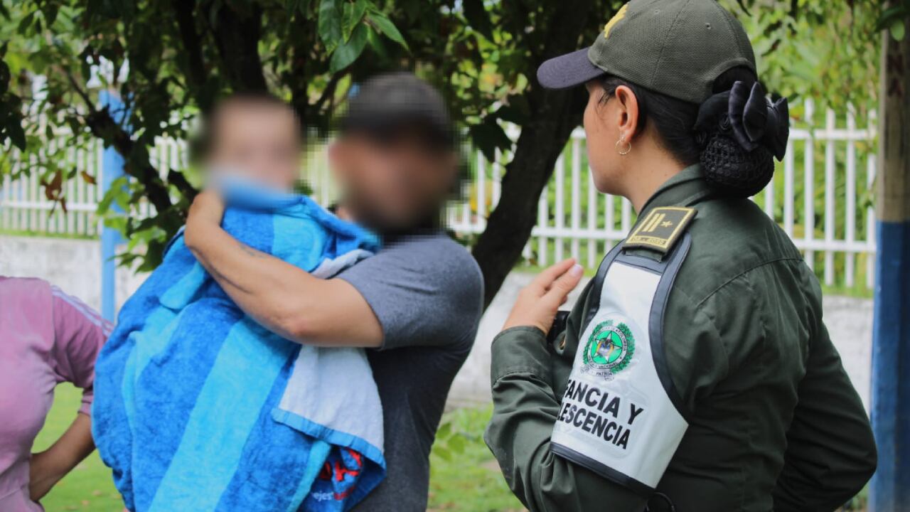Guardacostas de la Armada recatan a 23 migrantes que viajaban de San Andrés a Centroamérica en una embarcación insegura