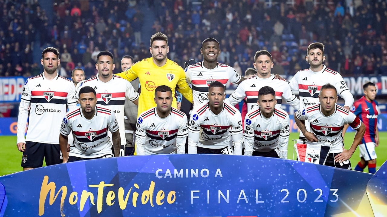 Plantilla de Sao Paulo que espera por James Rodríguez