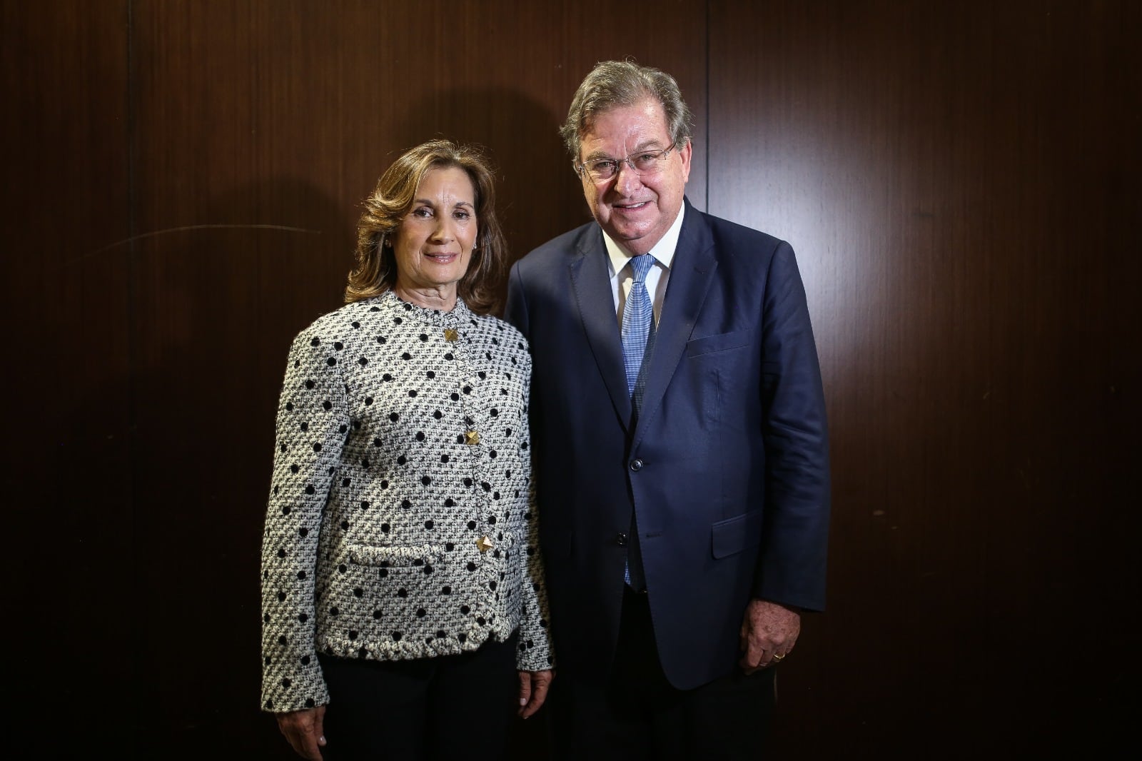 La donación de $150.000 millones anunciada por Jaime Gilinski y Raquel Kardonski estará destinada a la reconstrucción de hospitales y escuelas de Cali.