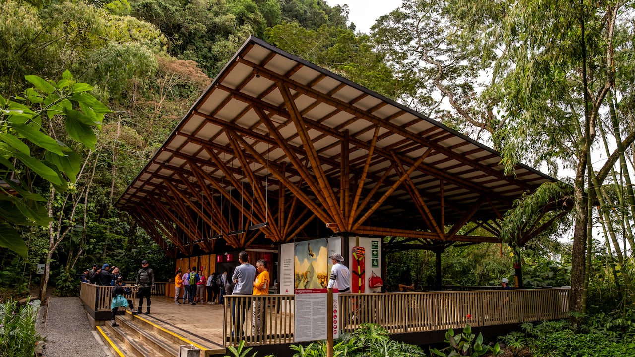 Parque Comfama Cerro Tusa.