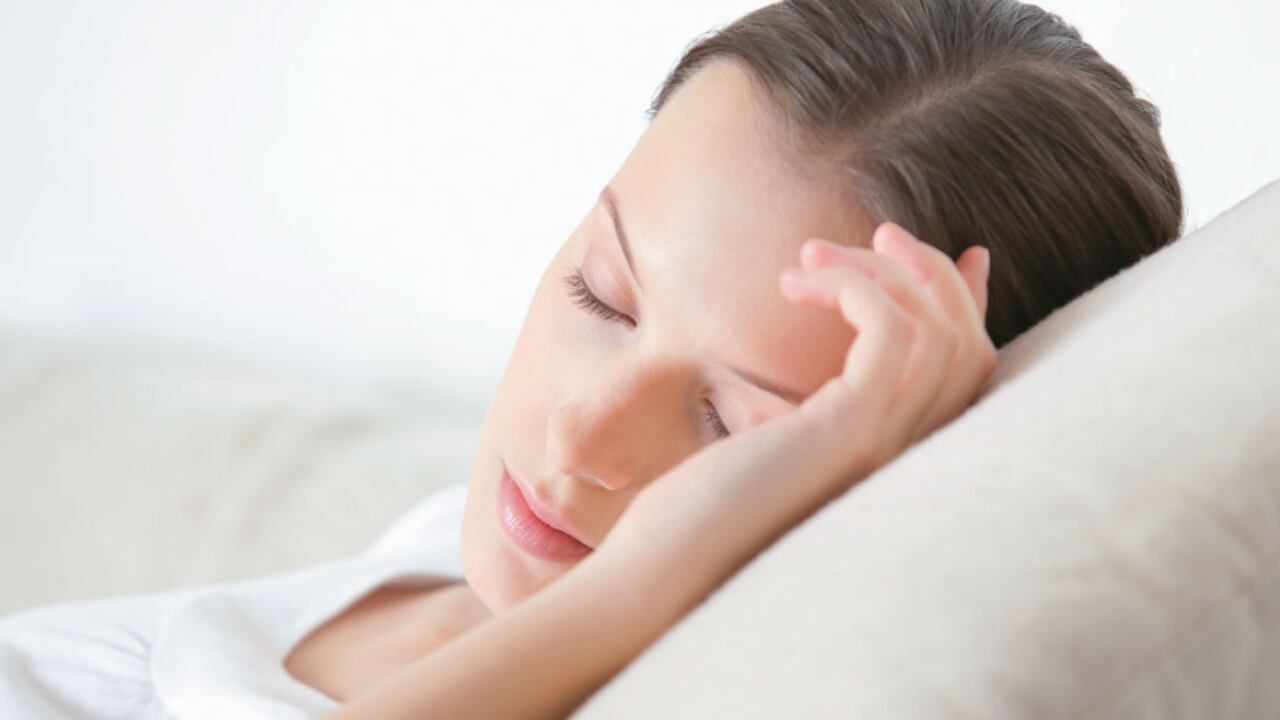 Jacobs, que detalla su experiencia en su nuevo libro, 'Forgotten Girl', dijo que pensaba que estaba soñando, hasta que vio su cara en el espejo del baño.