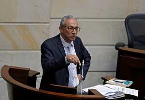 Presidente Gustavo Petro y el exdirector del Centro de Memoria Histórica Darío Acevedo