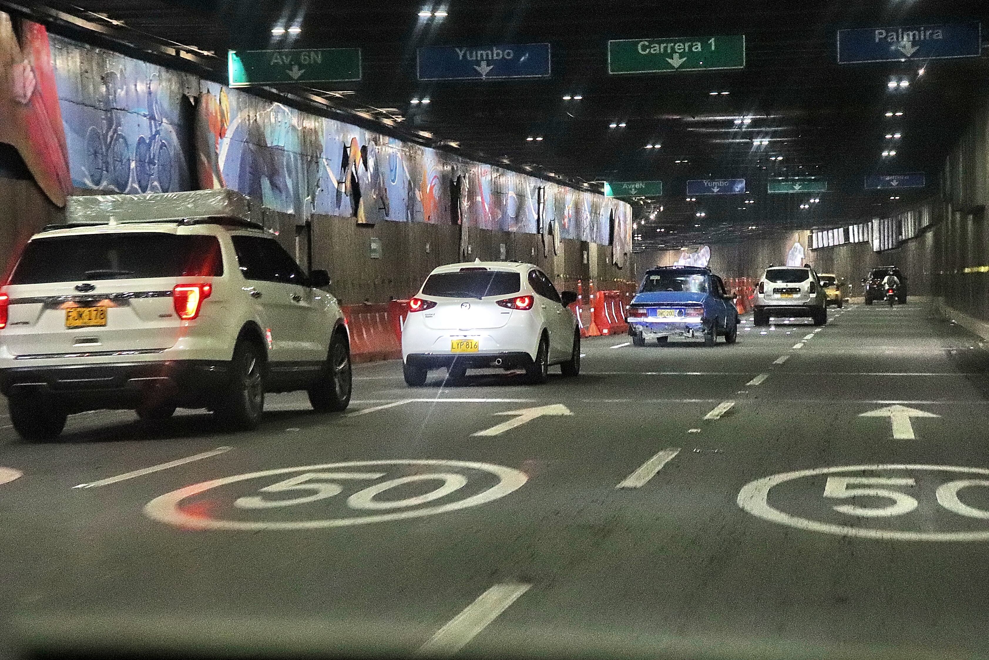 Cierre del carril norte del túnel mundialista en Cali por obras en el puente de la avenida 2  con 15N