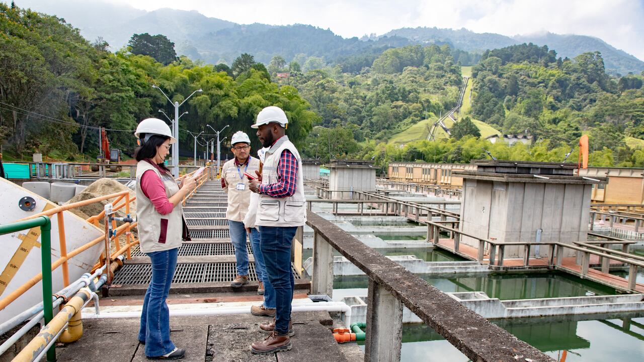 EPM suspenderá el servicio de agua a 1,5 millones de usuarios en el Valle de Aburrá por obras de mantenimiento.