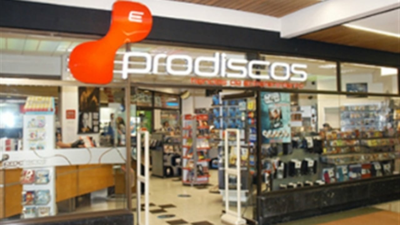 Este es el único almacén que queda en Medellín, luego de que recientemente fueran cerrados los otros dos locales que tenía Prodiscos en esta ciudad.