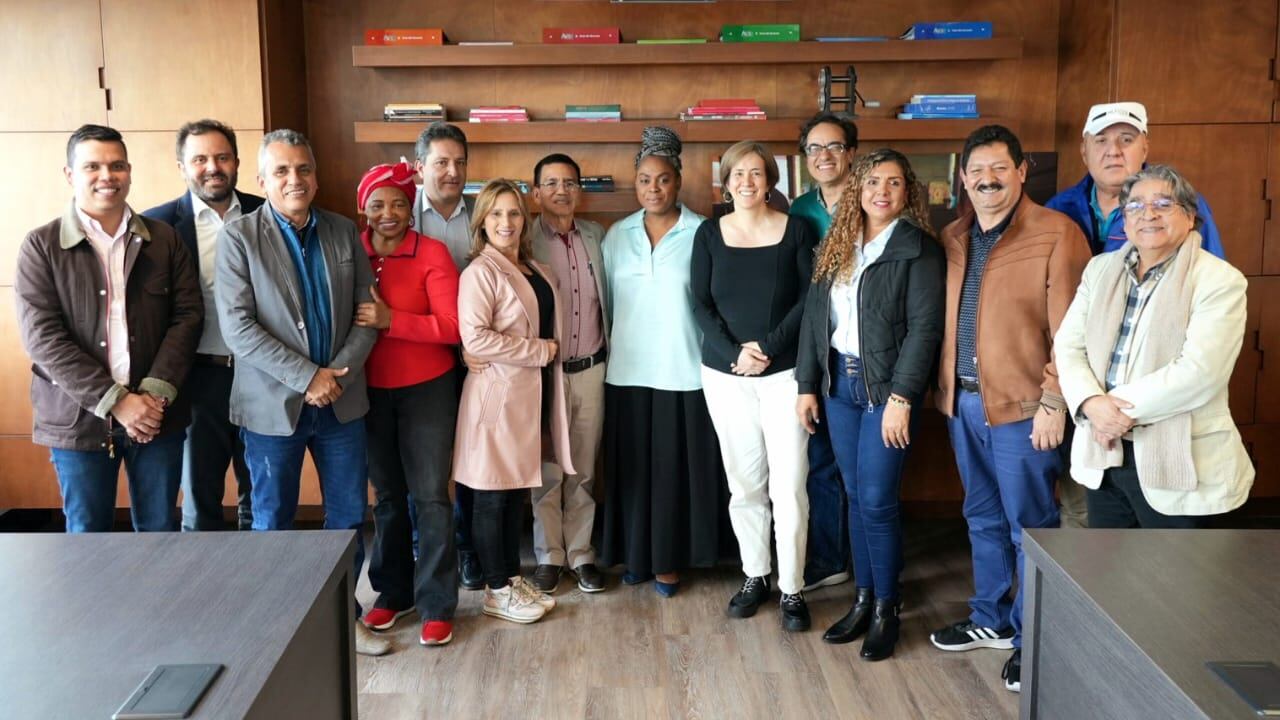 Fecode reunido con la ministra de Educación.
