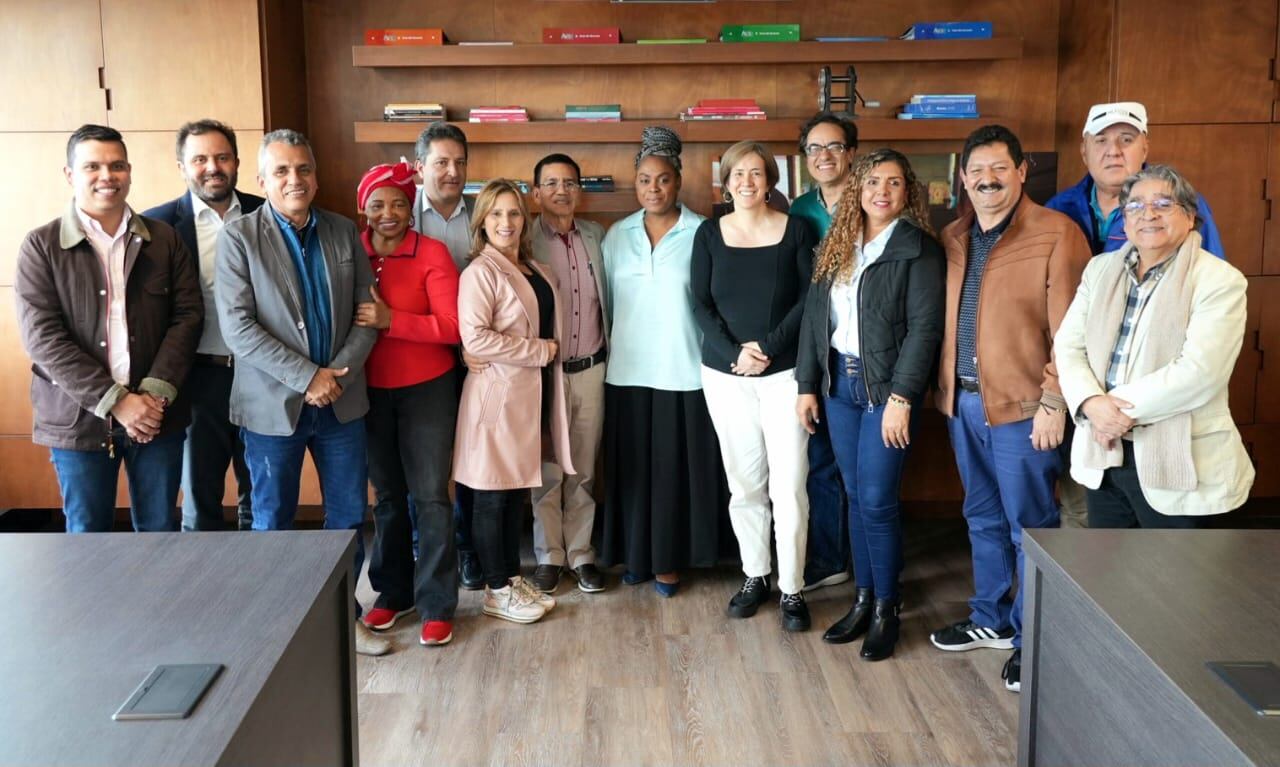 Fecode reunido con la ministra de Educación.