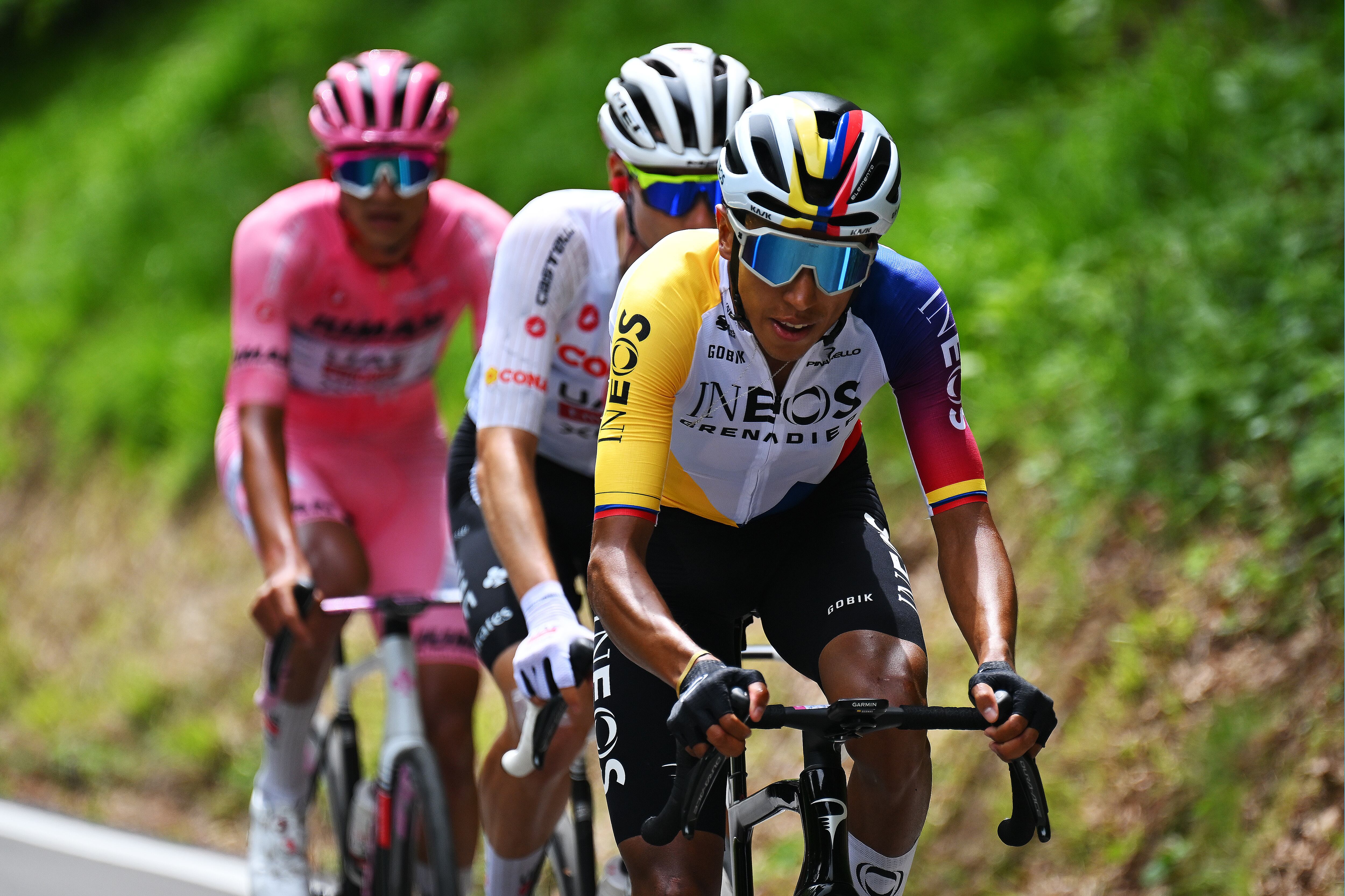 Egan Bernal recuperó puestos en el Giro de Italia tras la etapa 13