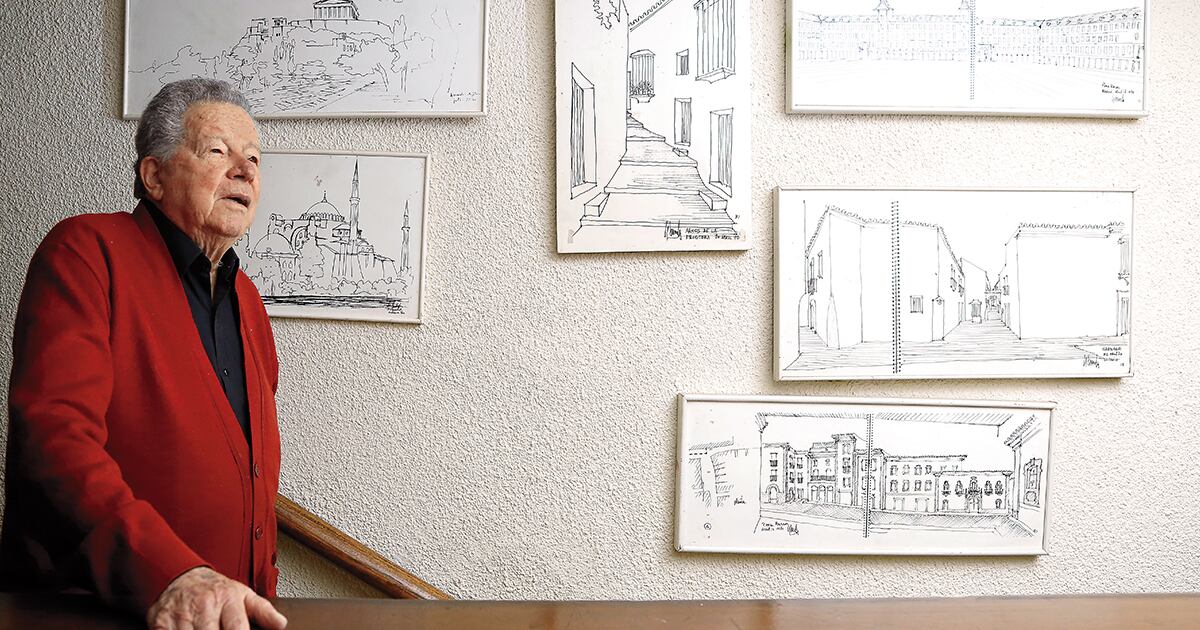 Germán Samper, en su casa en Bogotá.