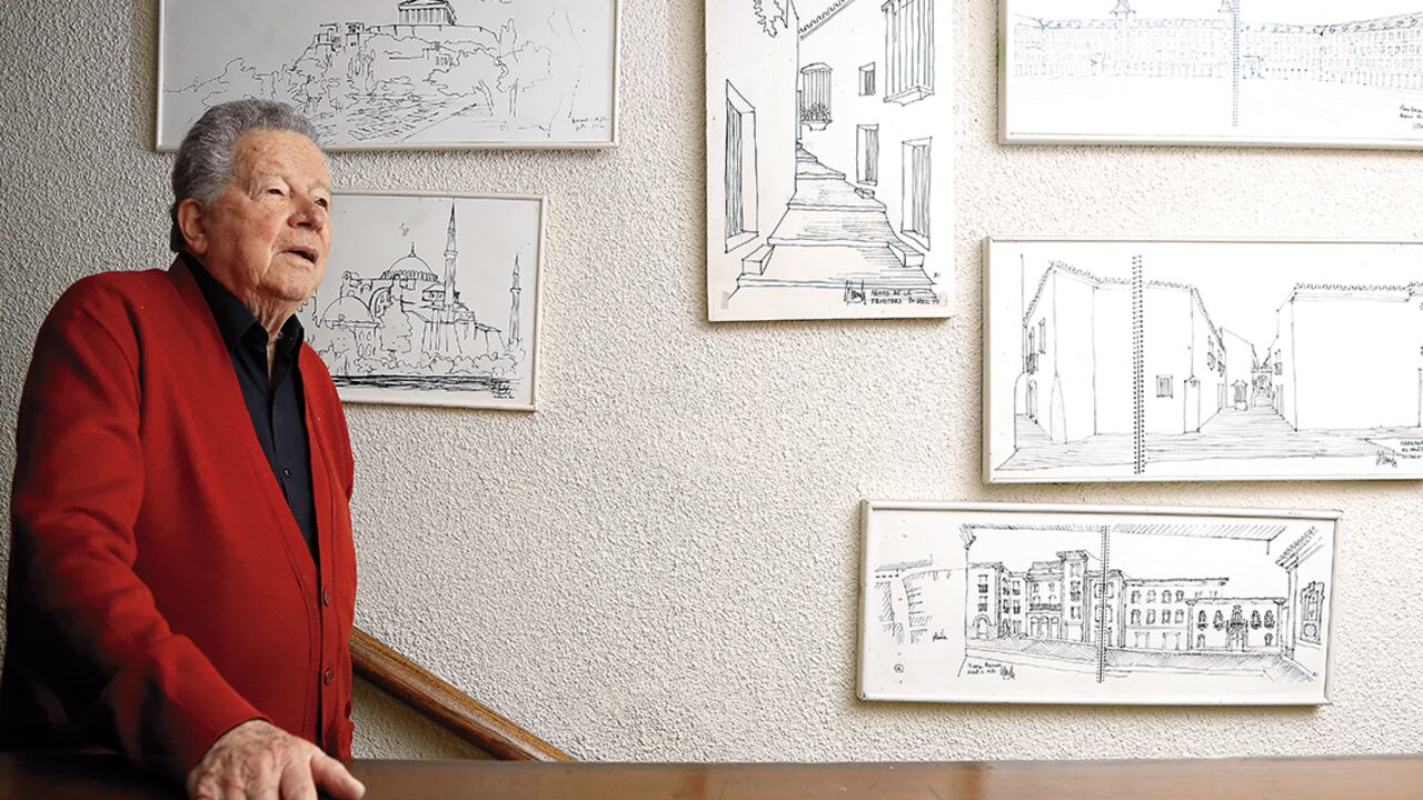 Germán Samper, en su casa en Bogotá.