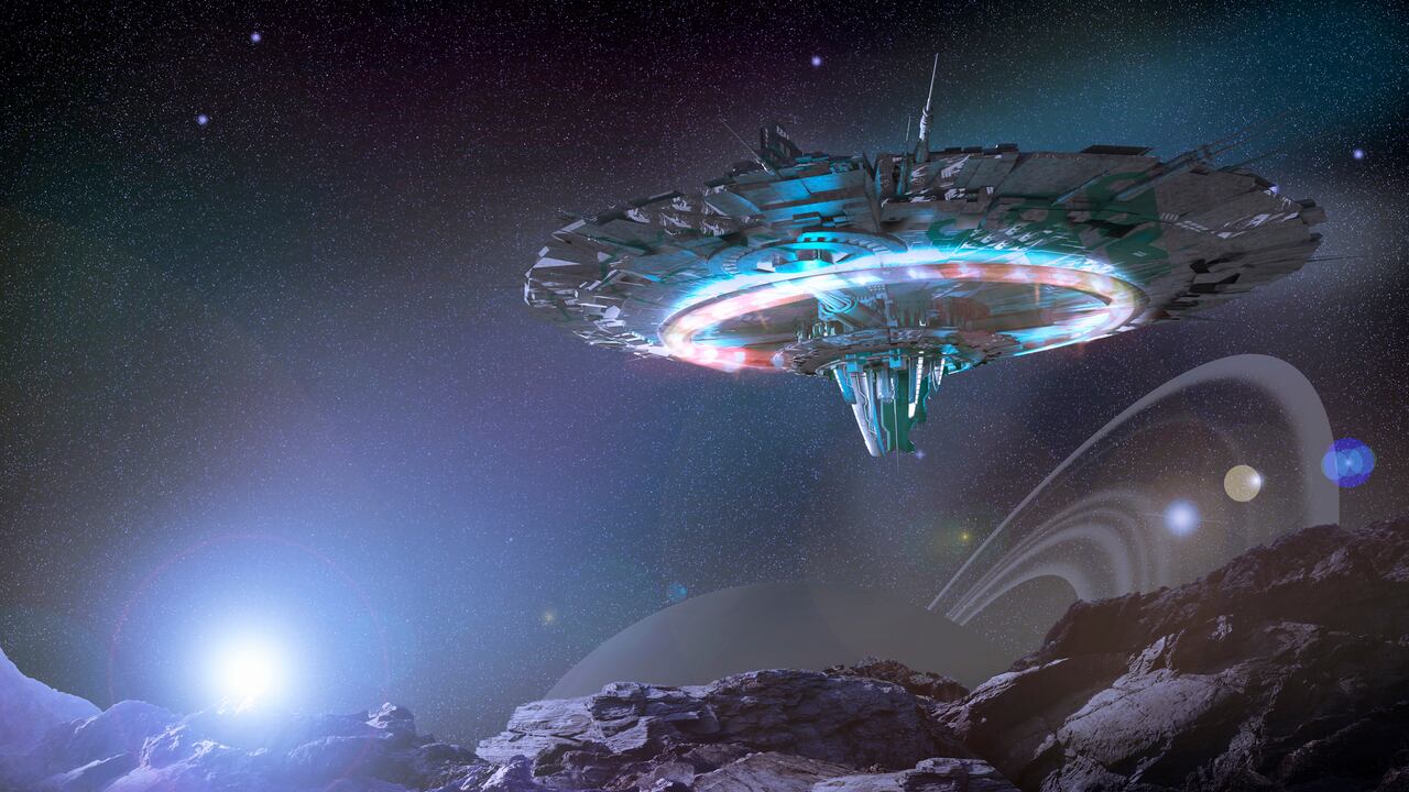 Un informe del pentágono propone que existe una nave nodriza extraterrestre en el sistema solar.