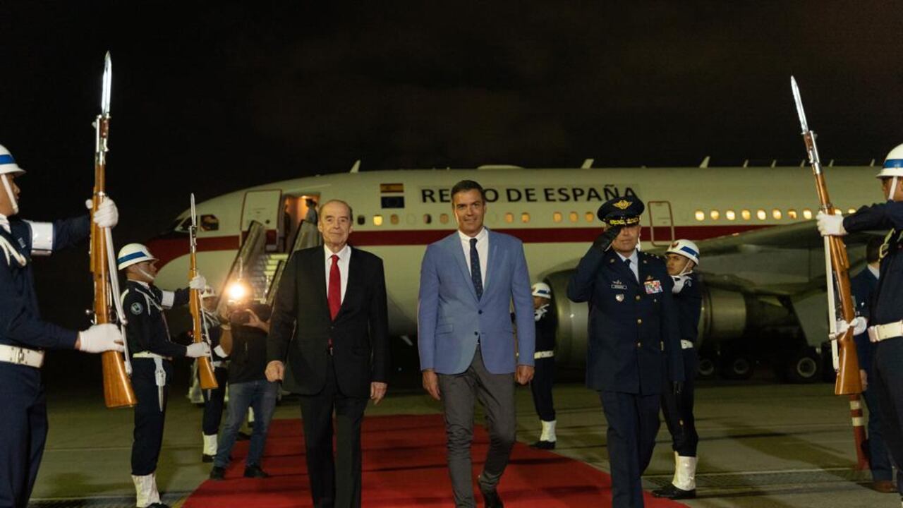 El presidente del gobierno español llega a Colombia a reunirse por primera vez con Gustavo Petro como presidente de Colombia. Foto: Presidencia de Colombia.
