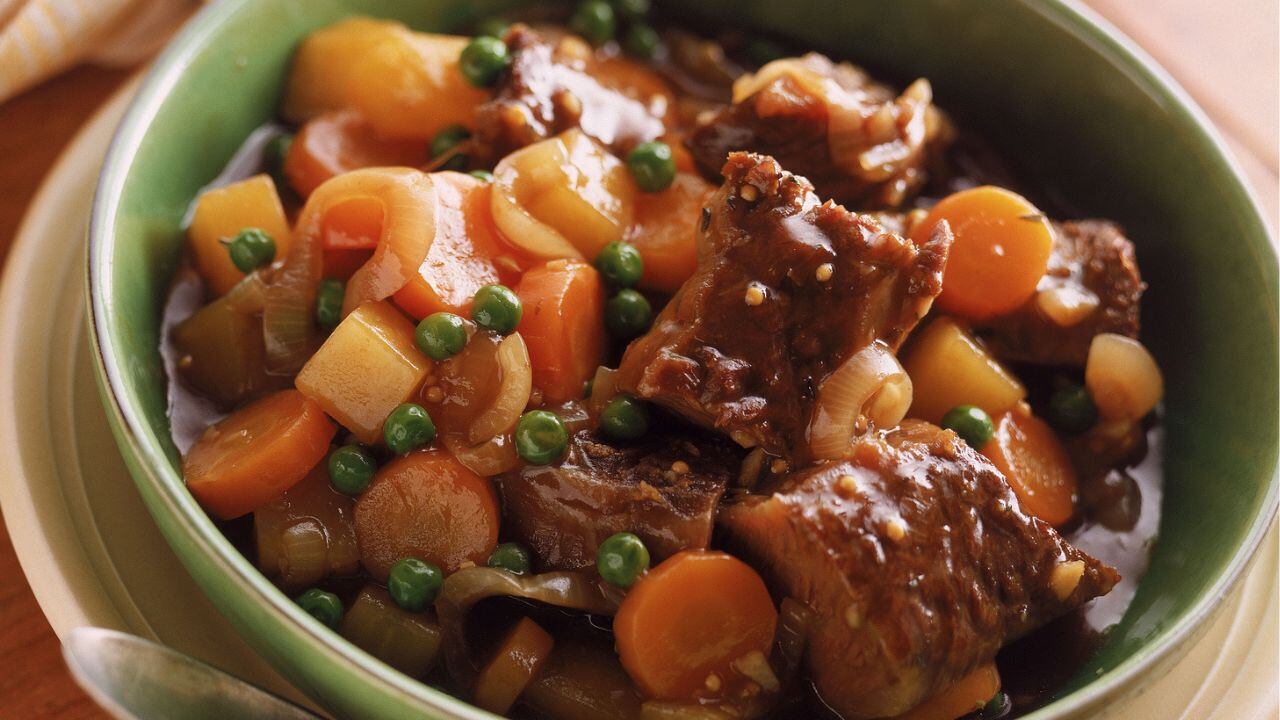 Cómo preparar estofado delicioso, según la IA