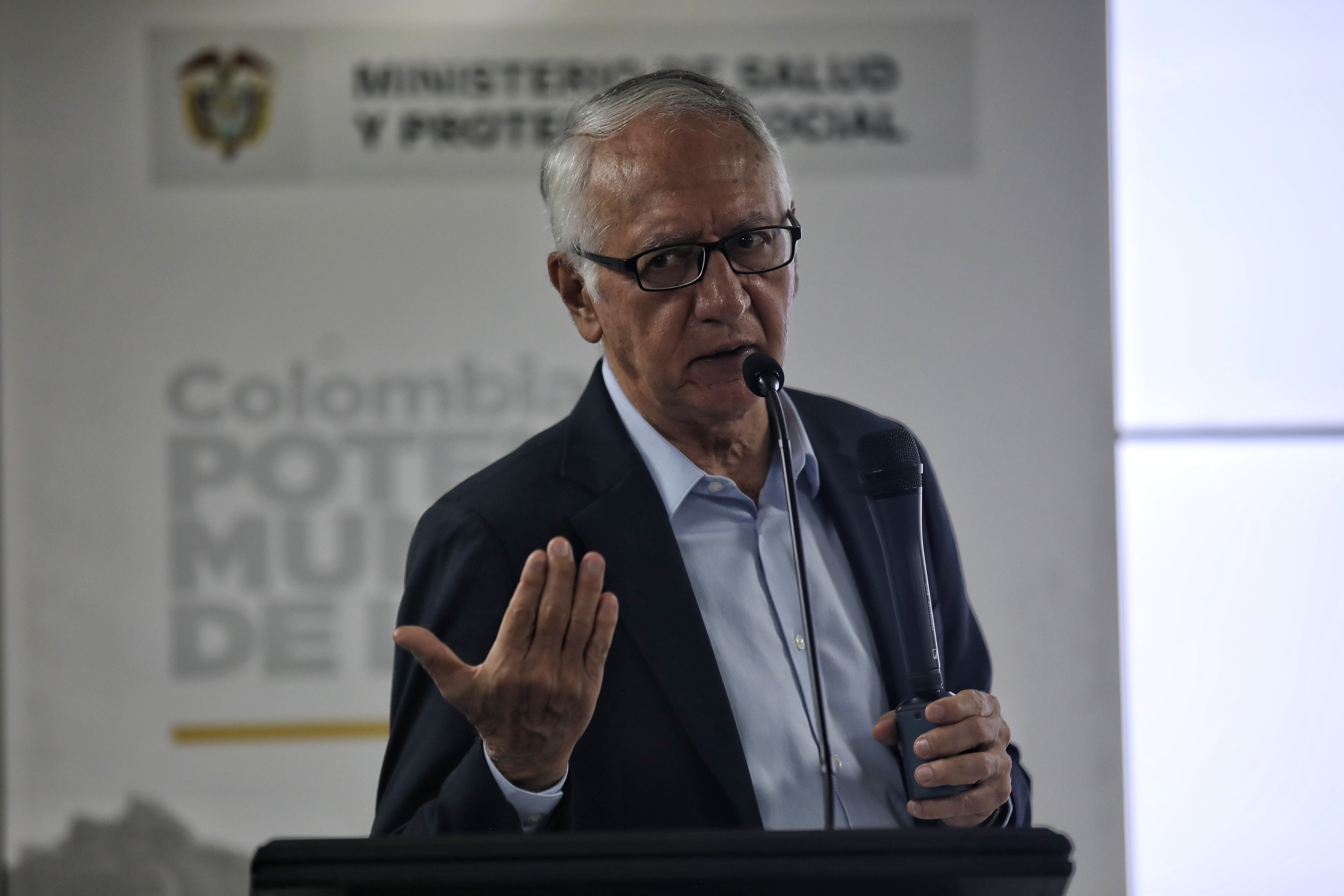 Rueda de prensa La salud, un asunto de todos
Ministro de salud Guillermo Jaramillo