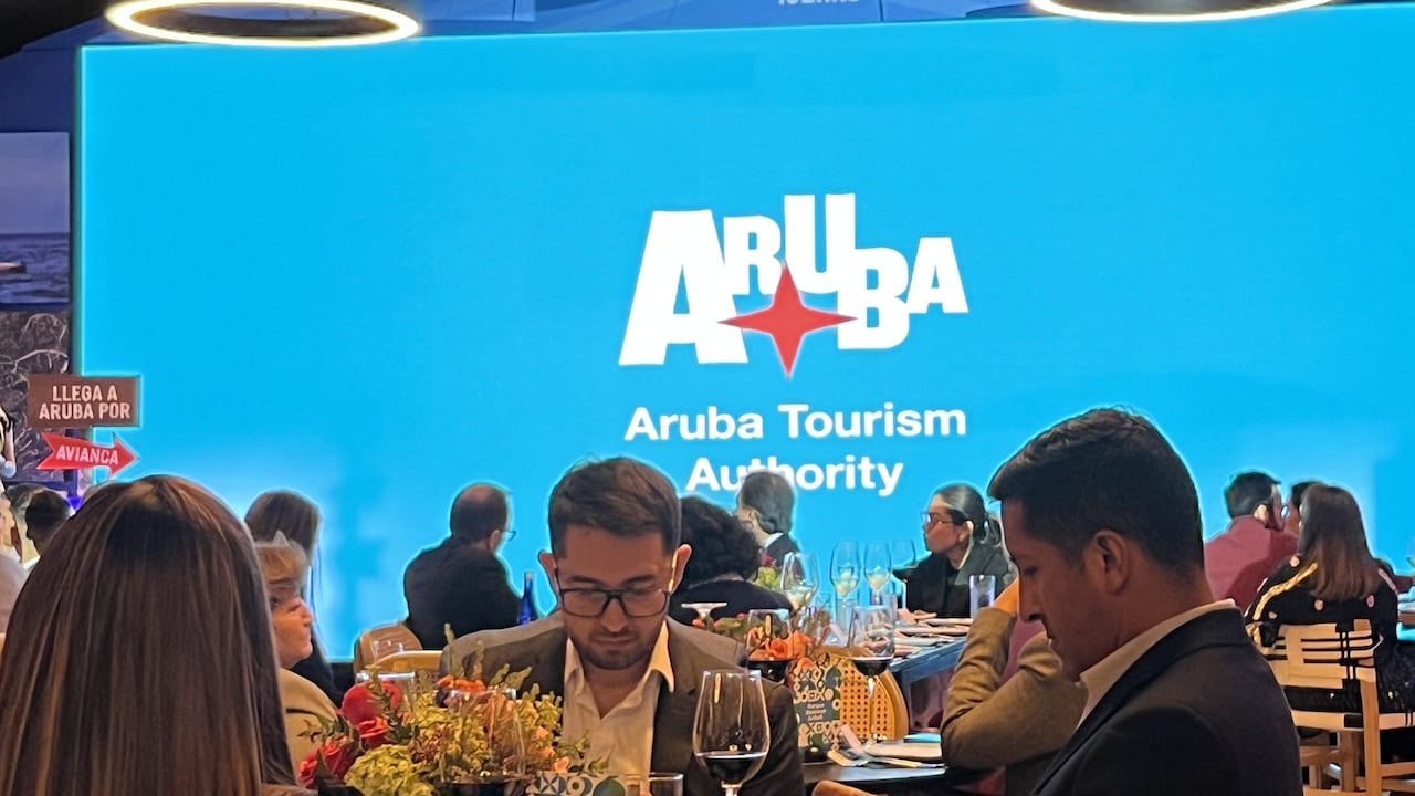 Aruba celebra en Bogotá los 10 años de su oficina de turismo en Colombia