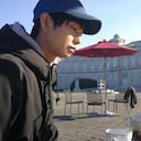 La principal red social en la que publica sus servicios es Twitter, en la que ya cuenta con más de 260.000 seguidores.