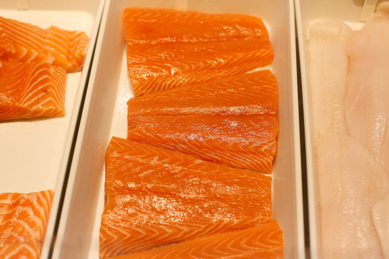 El salmón fue uno de los platos que se ofrecieron en el trasatlántico
