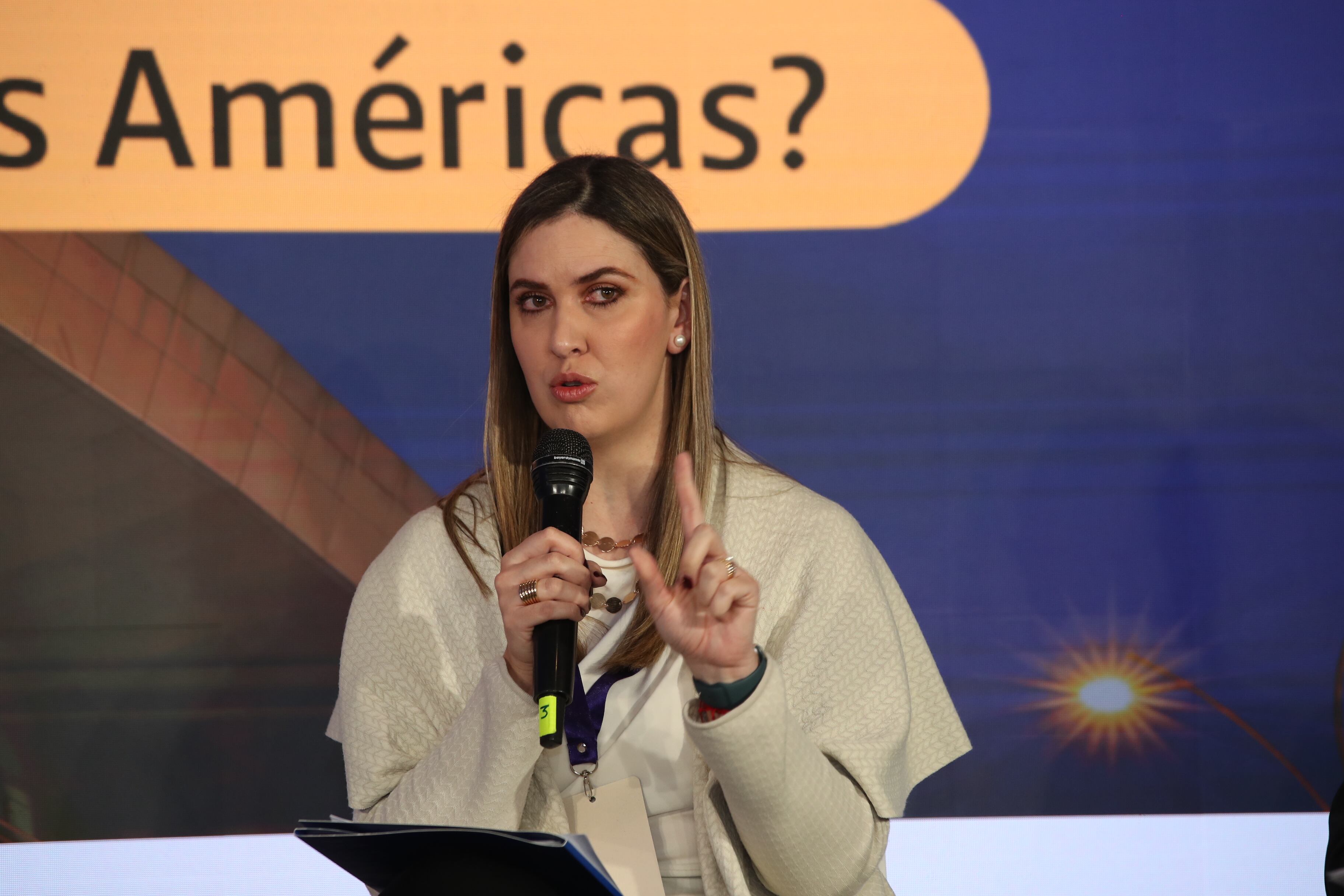 Foro ‘Bogotá y El Dorado: ¿listos para ser el hub de las Américas?’
Miércoles 21 de mayo de 2025


Paula Bernal
Presidenta de IATA Colombia


 CONVERSATORIO | El Dorado y Bogotá: ¿cómo convertirlo en el hub de las
Américas?