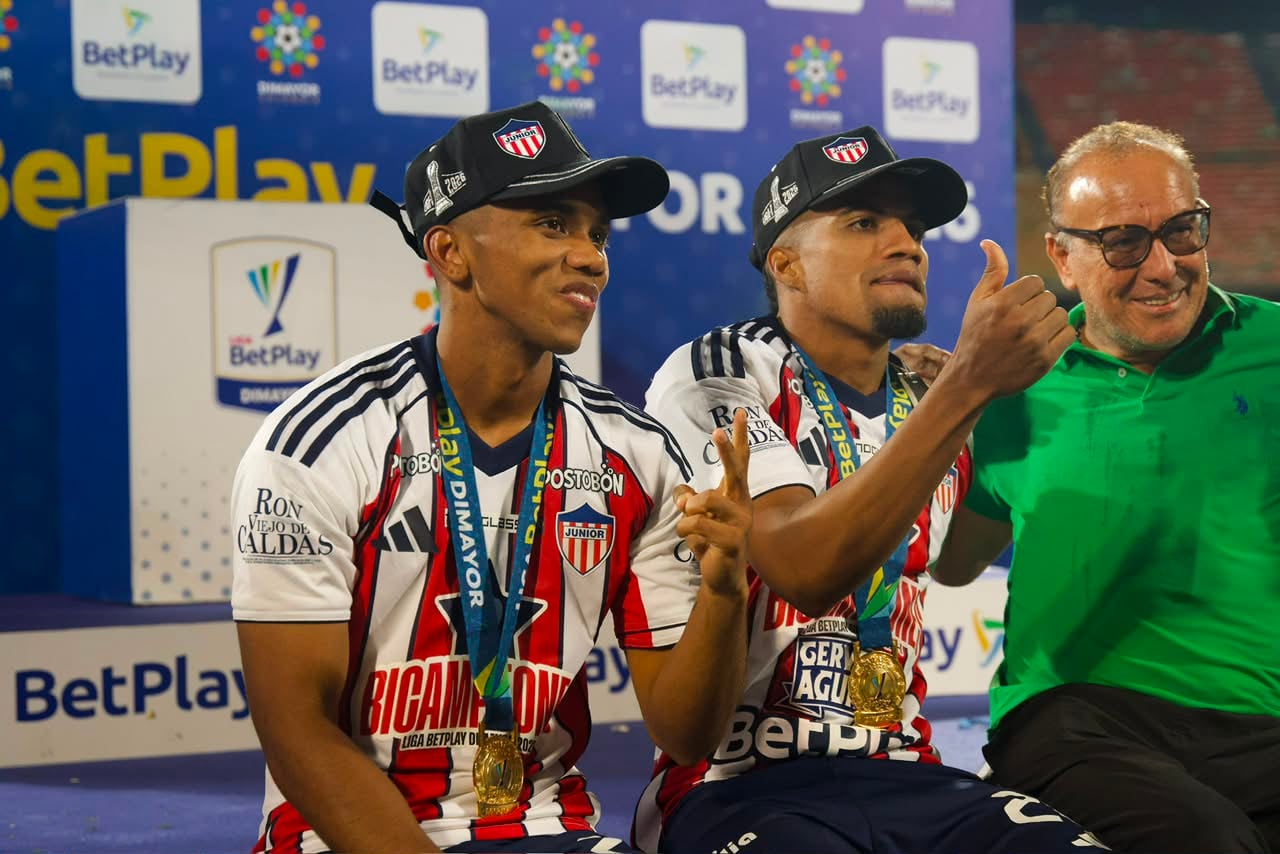 Jesús Rivas celebrando el título del Junior de Barranquilla ante Atlético Nacional.