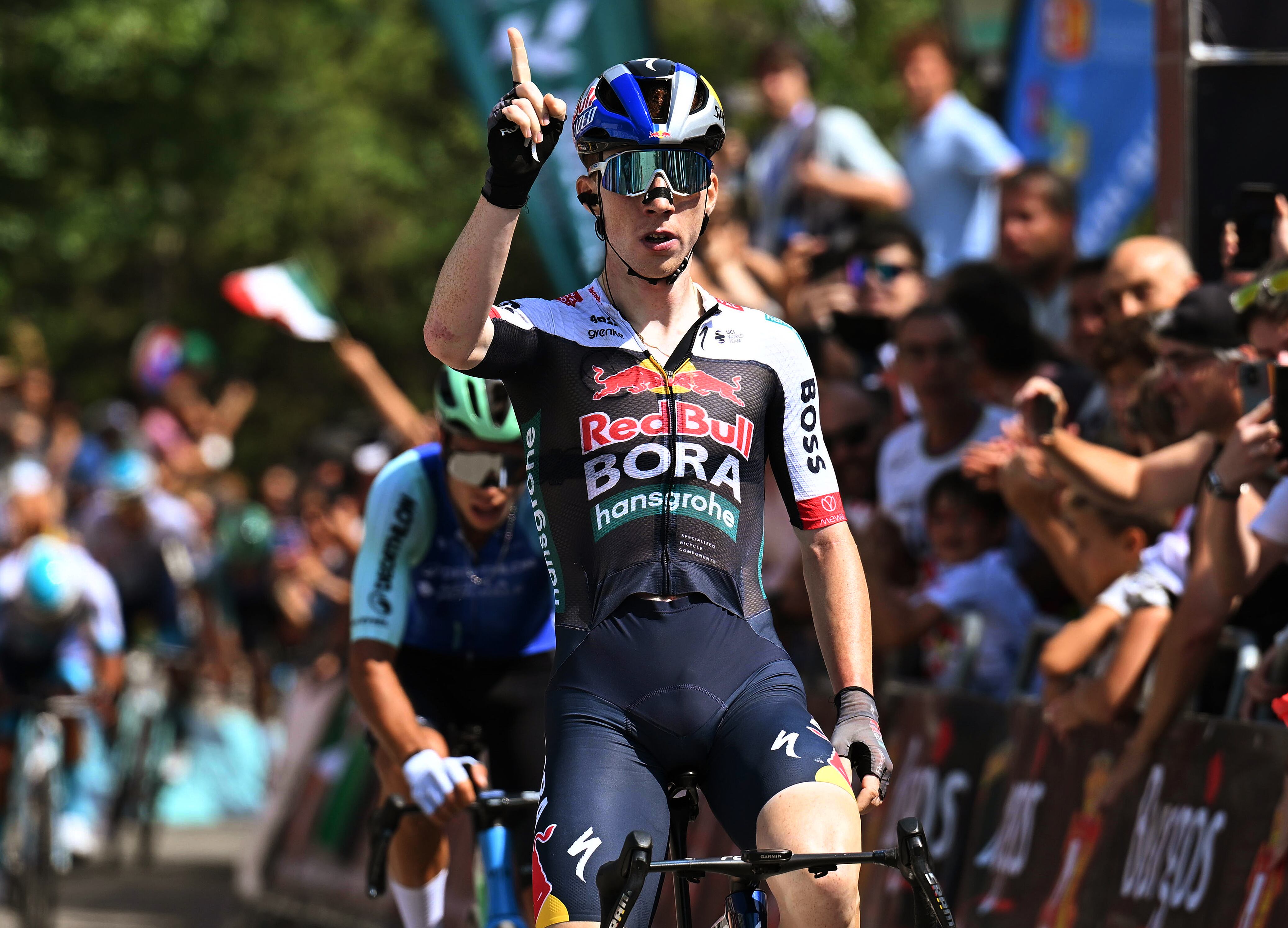 Roger Adriá, líder de la Vuelta a Burgos 2025 tras dos etapas.