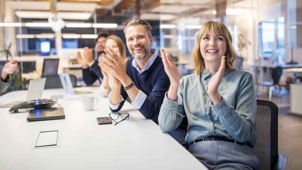 A pesar del año difícil por la pandemia, UWM premió a sus empleados con importantes bonificaciones. 