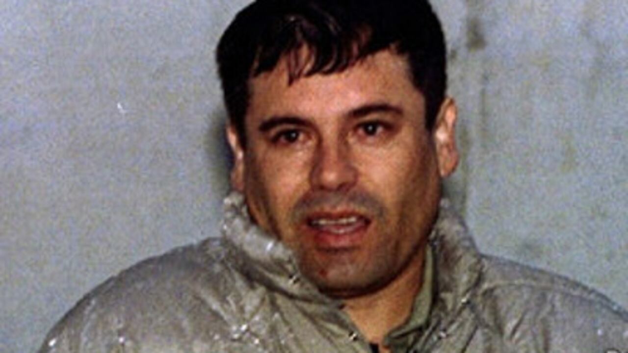 El "Chapo" Guzmán continúa libre y las razones de ello han dado vida a una serie de hipótesis (y mitos) al respecto.