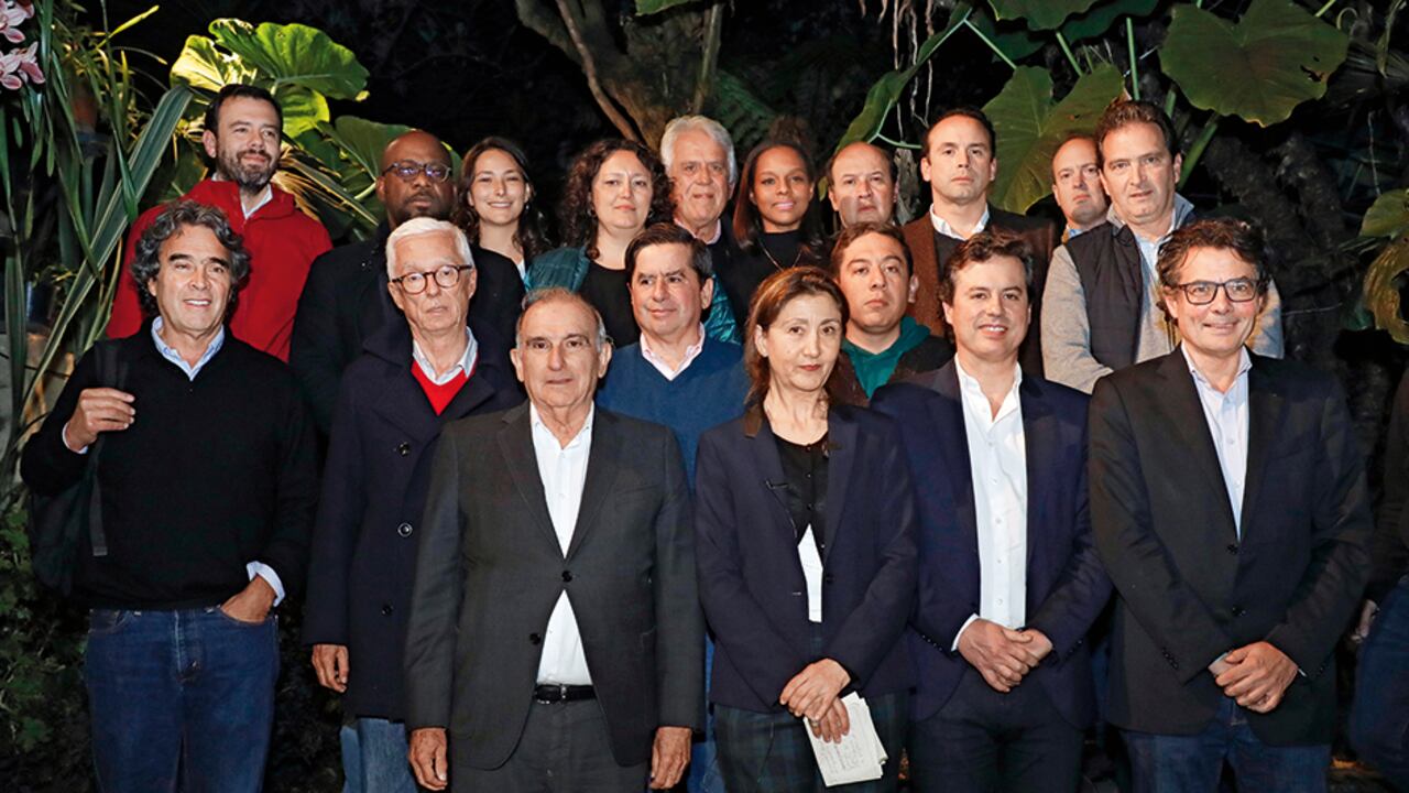 La Coalición Centro Esperanza se manifestó frente a los más de 1.200 cargos nuevos en la Procuraduría.