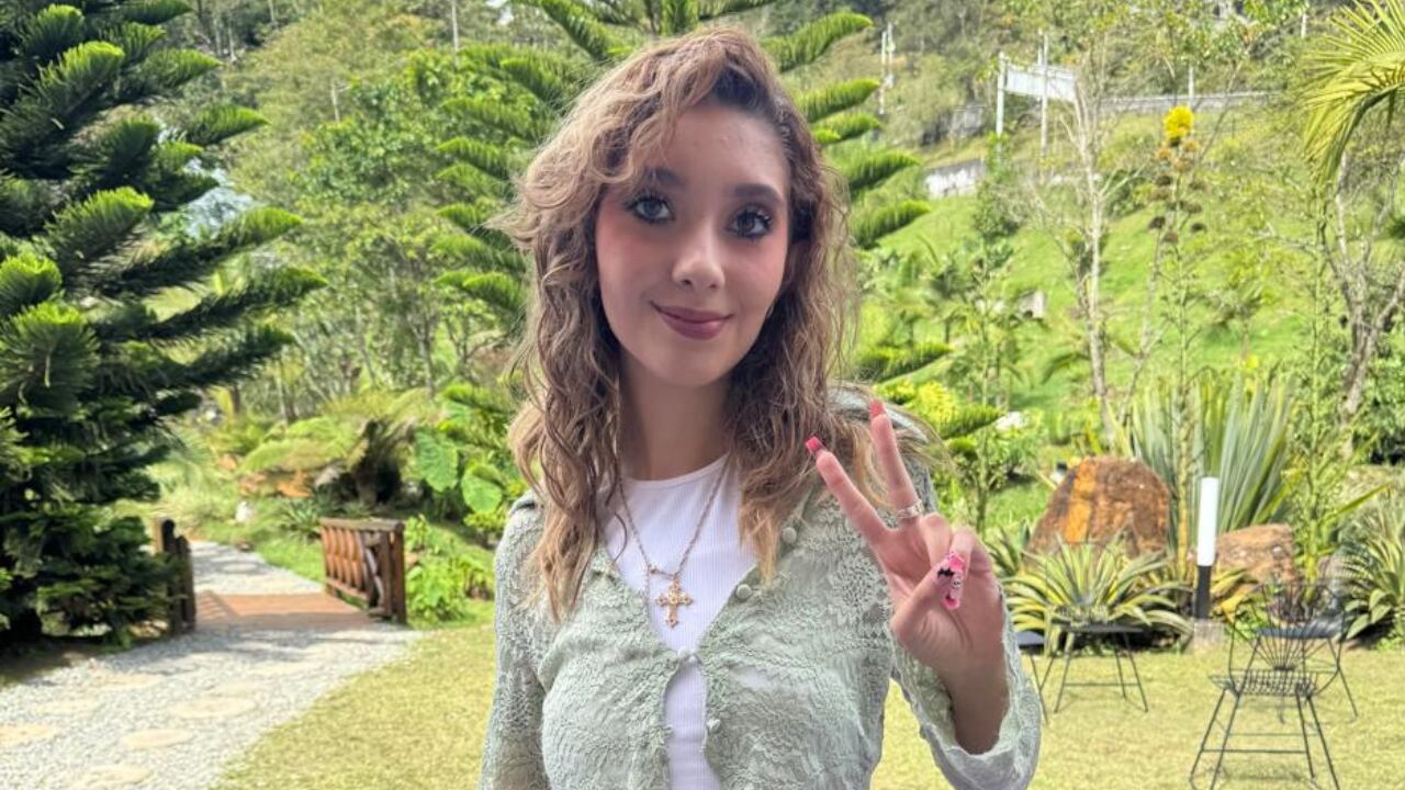 La creadora de contenido reveló la verdad detrás del fuerte accidente en el que se partió un diente.