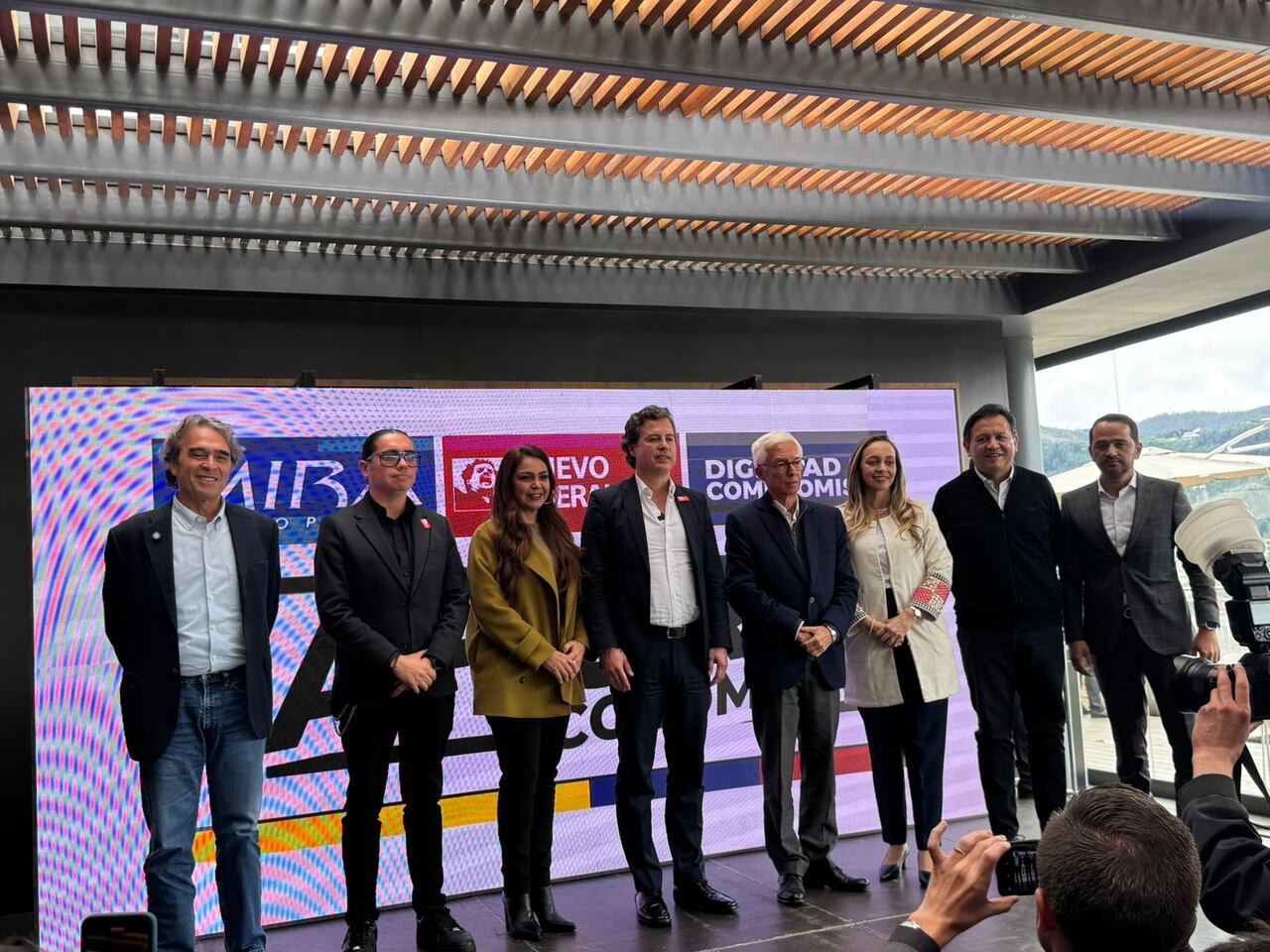 Los dirigentes del Nuevo Liberalismo, Mira y Dignidad y Compromiso presentaron la nueva coalición.