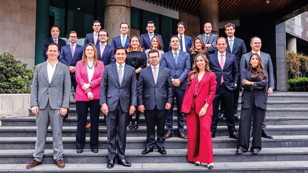 Miembros del bufete Martínez Quintero Mendoza González Laguado & De La Rosa. Camilo Martínez es su socio director.