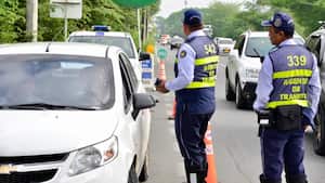 La Secretaría de Movilidad dispone de su cuerpo de agentes de tránsito para brindar acompañamiento a los viajeros.