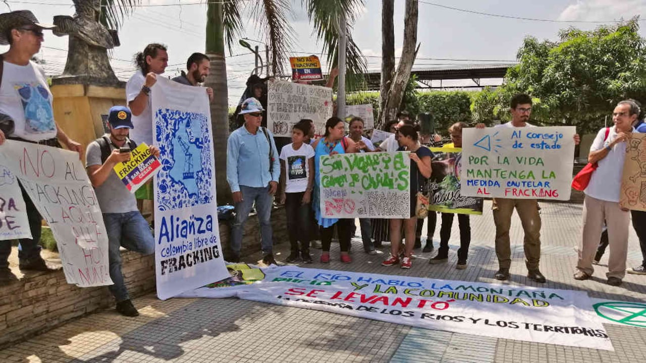 Los habitantes de San Martín (Cesar) fueron los primeros en Colombia en oponerse a la realización de fracking en su territorio. Aquí en una manifestación pacífica. Foto: Mauricio Ochoa Suárez/Semana.